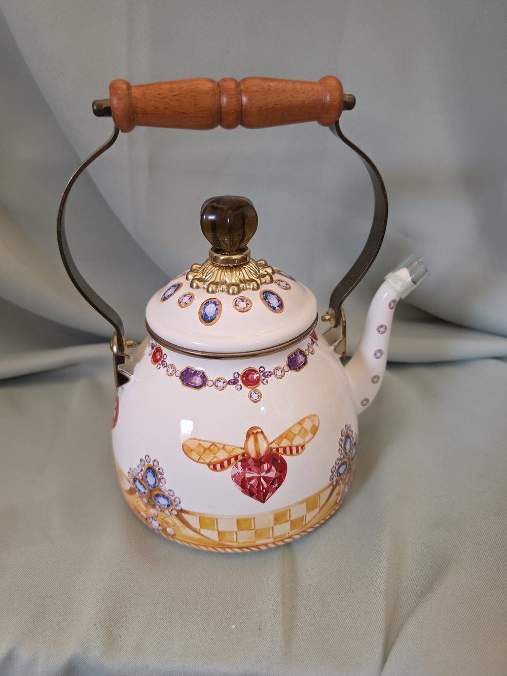 Mackenzie Queen Bee Tea Kettle - Picture 6 of 7